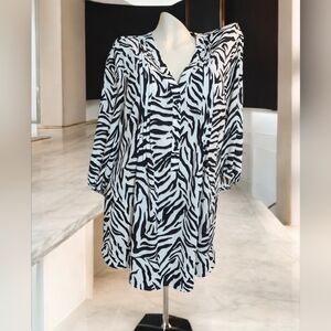 Penningtons Black and White Zebra Print Blouse. Ties In Back.
